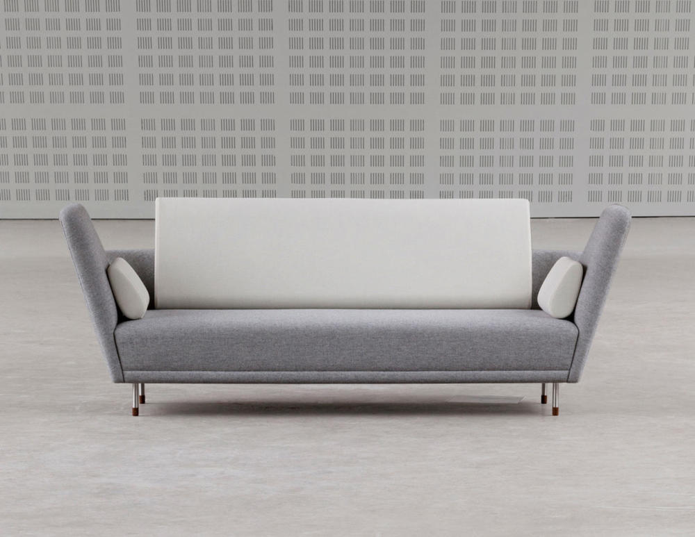 57-Sofa-Finn-Juhl-Onecollection-1.jpg