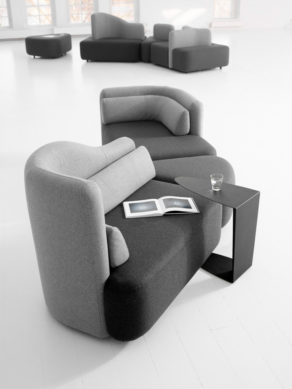 KarimRashid-OttawaSofa-BoConcept-5.jpg