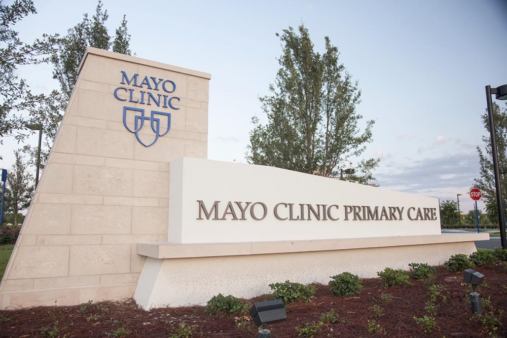 142117826776810-mayo-clinic-primary-care-jacksonville-exterior-elm-planning-architecture-landscape.jpg