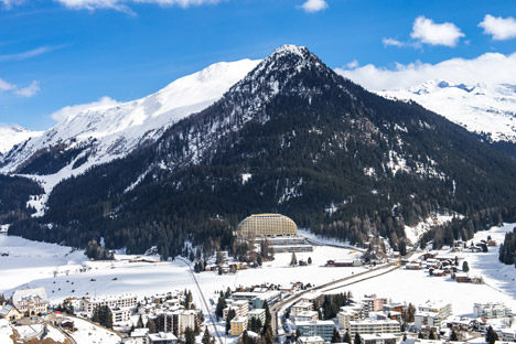 Davos-InterContinental-Hotel_by_OIKOS_rushi_sq.jpg