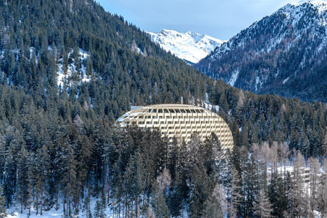 Davos-InterContinental-Hotel_by_OIKOS_rushi_sq.jpg