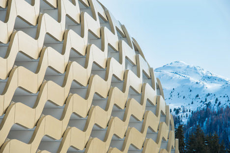 Davos-InterContinental-Hotel_by_OIKOS_rushi_sq.jpg