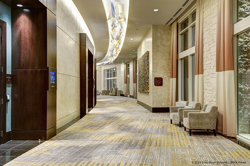 1411582335808hilton_exterior_5.jpg