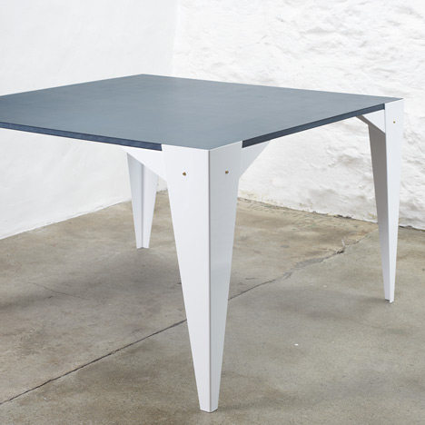 rushi_New-Standard-Table-by-Fredrik-Paulsen-1.jpg
