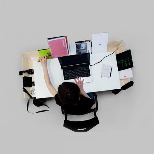 etcetc_my_writing_desk1.jpg