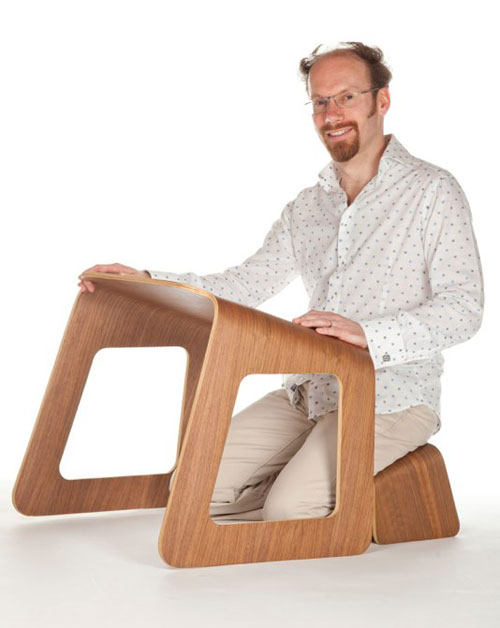 Knelt-1.jpg