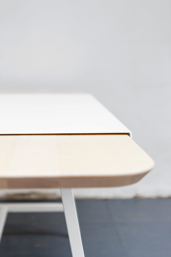 leibal_juddtable_trustindesign_1.jpg