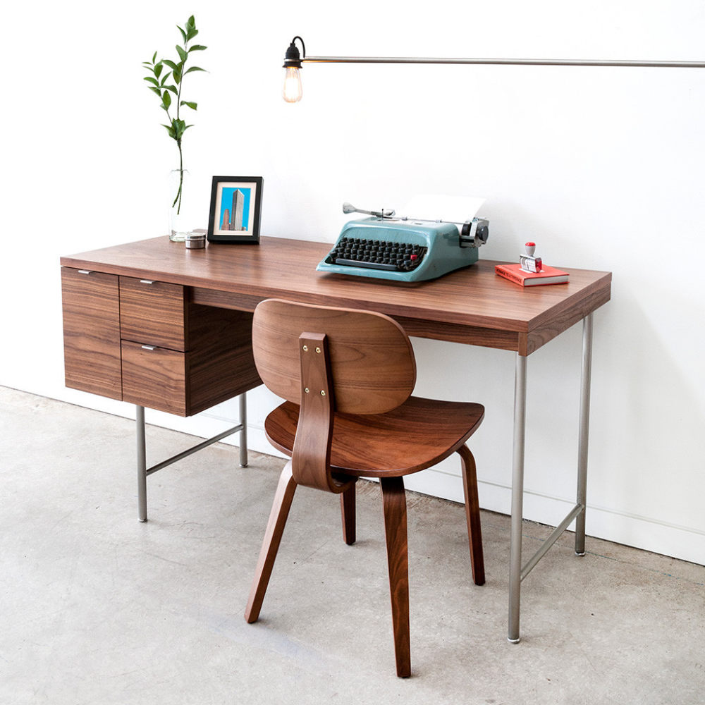 leibal_conraddesk_gusmodern_1.jpg