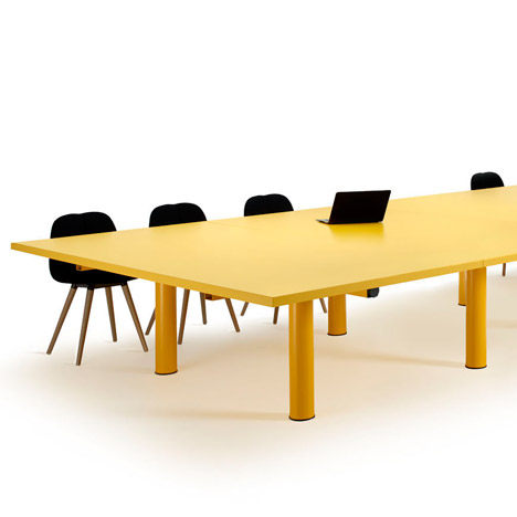 Claesson-Koivisto-Rune-unveils-Xtra-Large-modular-table-for-Offecct_rushi_2sq.jpg