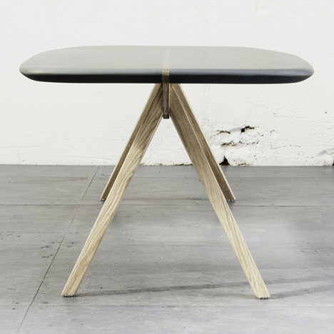 rushi_Log-Table-by-Trust-in-Design_1sq.jpg