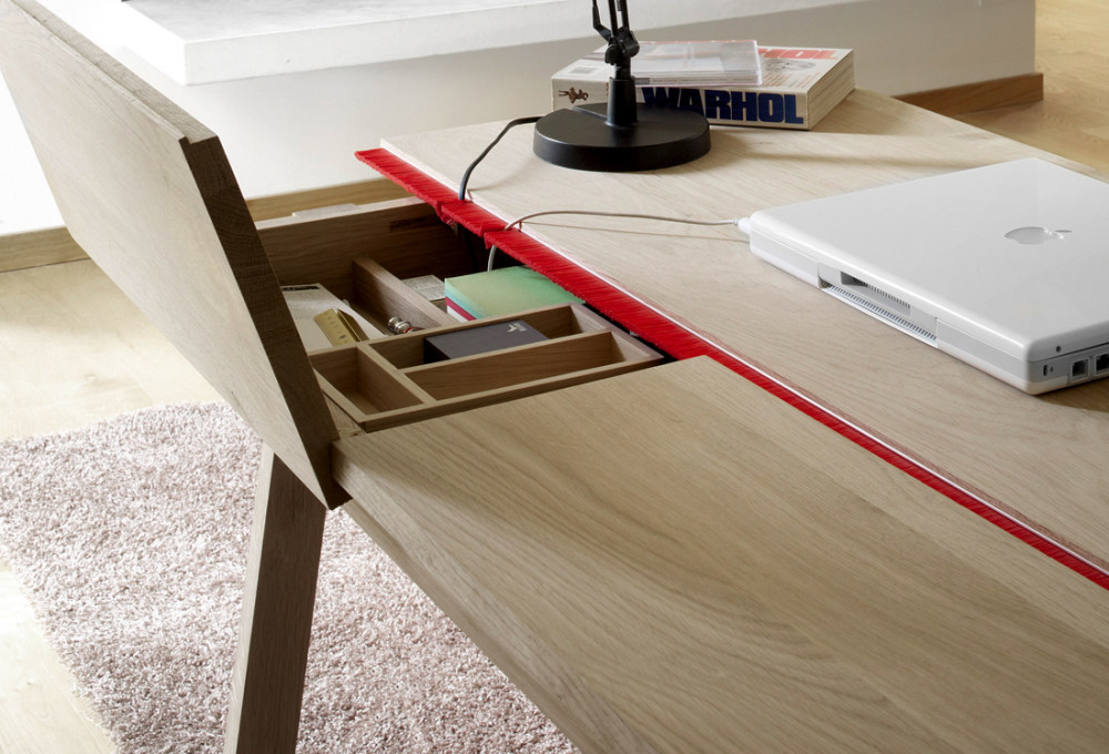 home-office-homework-desk-by-tomas-kral-2.jpg