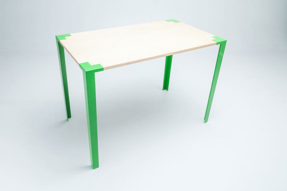 flat-packed-tables-made-of-solid-wood-and-steel-7.jpg