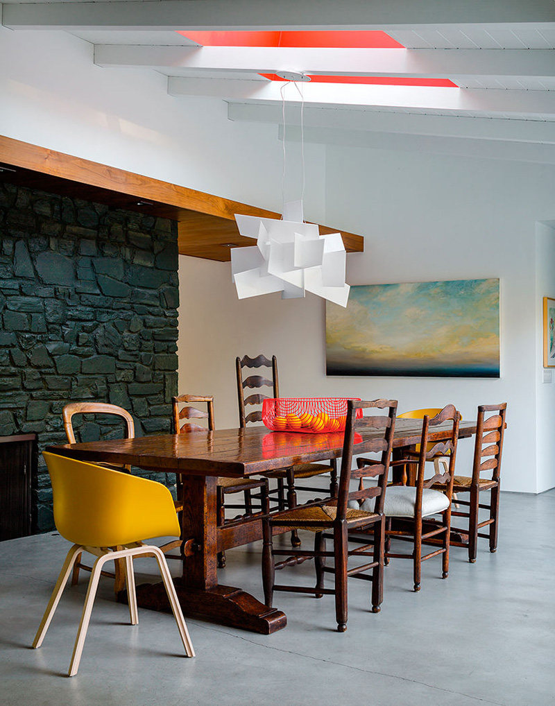 Roundup-Interior-Dining-Room-8-Moore-Ruble-Yudell-Architects.jpg