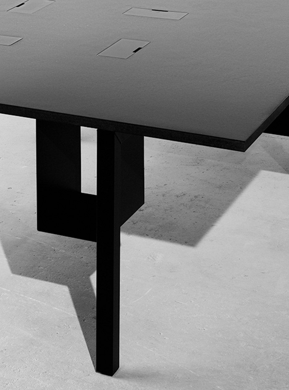 silhouette-table-desk-office-pernilla-ohrstedt-rushi-workspace-furniture-design-offset-legs-black_rushi_social.jpg