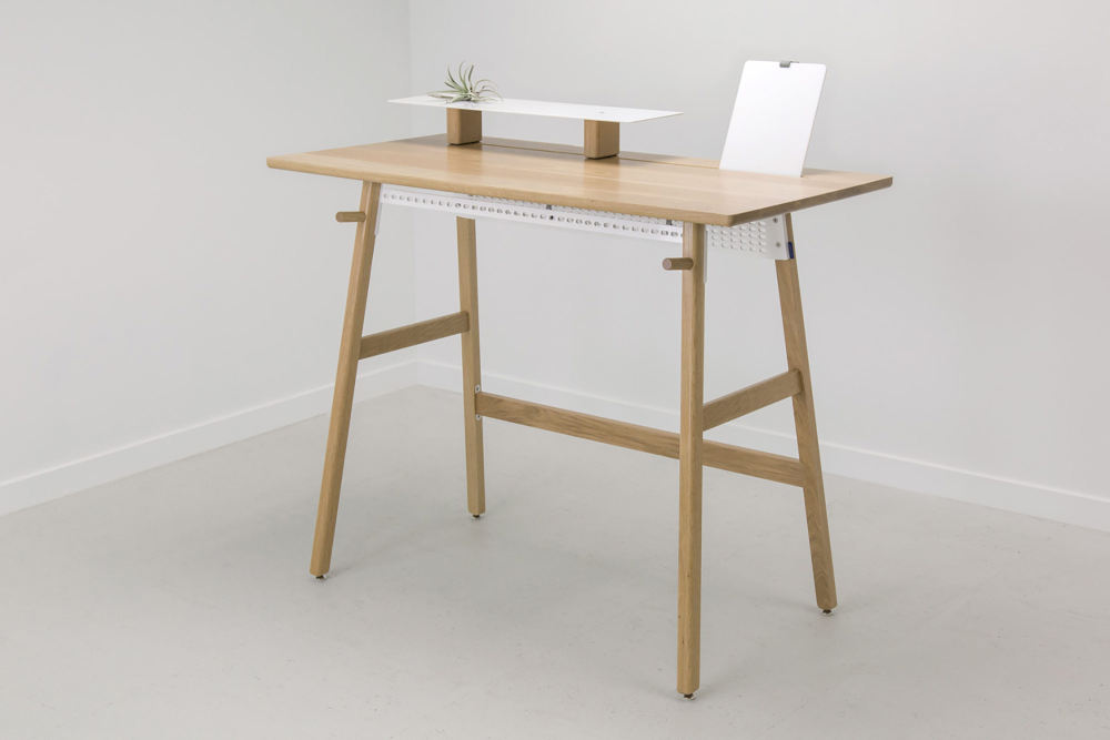 minimalist-standing-desk-9.jpg