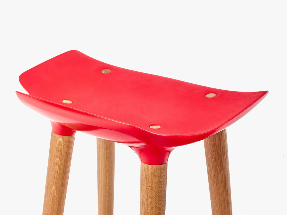 quinze-milans-pilot-stool-new-colors-for-the-popular-design-1.jpg