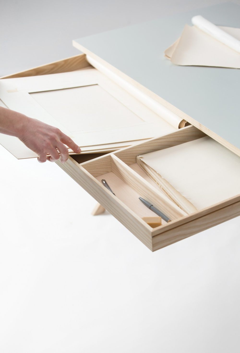 leibal_atelier-desk_studio-boettger_8.jpg