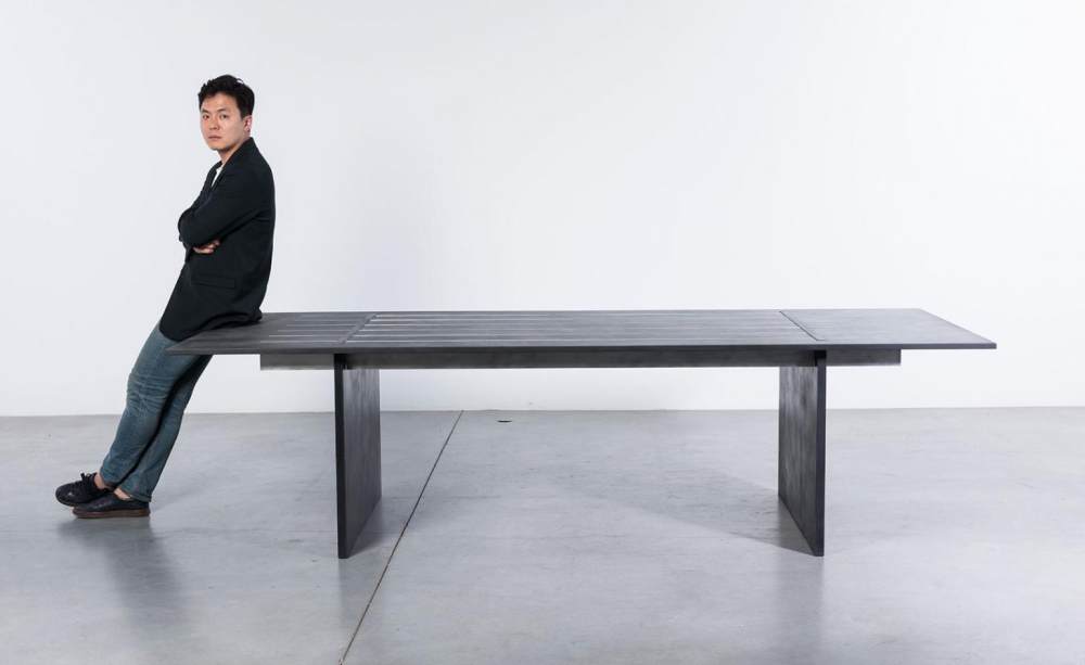 pad_0001_wonmin_park_plain_cuts_dining_table_02_0.jpg