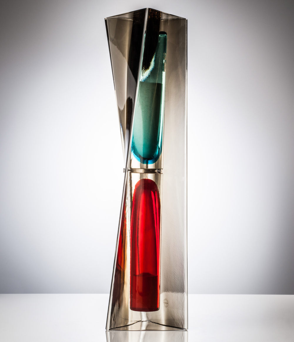 layers-a-cold-colors-nendo-glas-italia-luminaire-glaslove-glass-objects-charity-auction_rushi_social.jpg