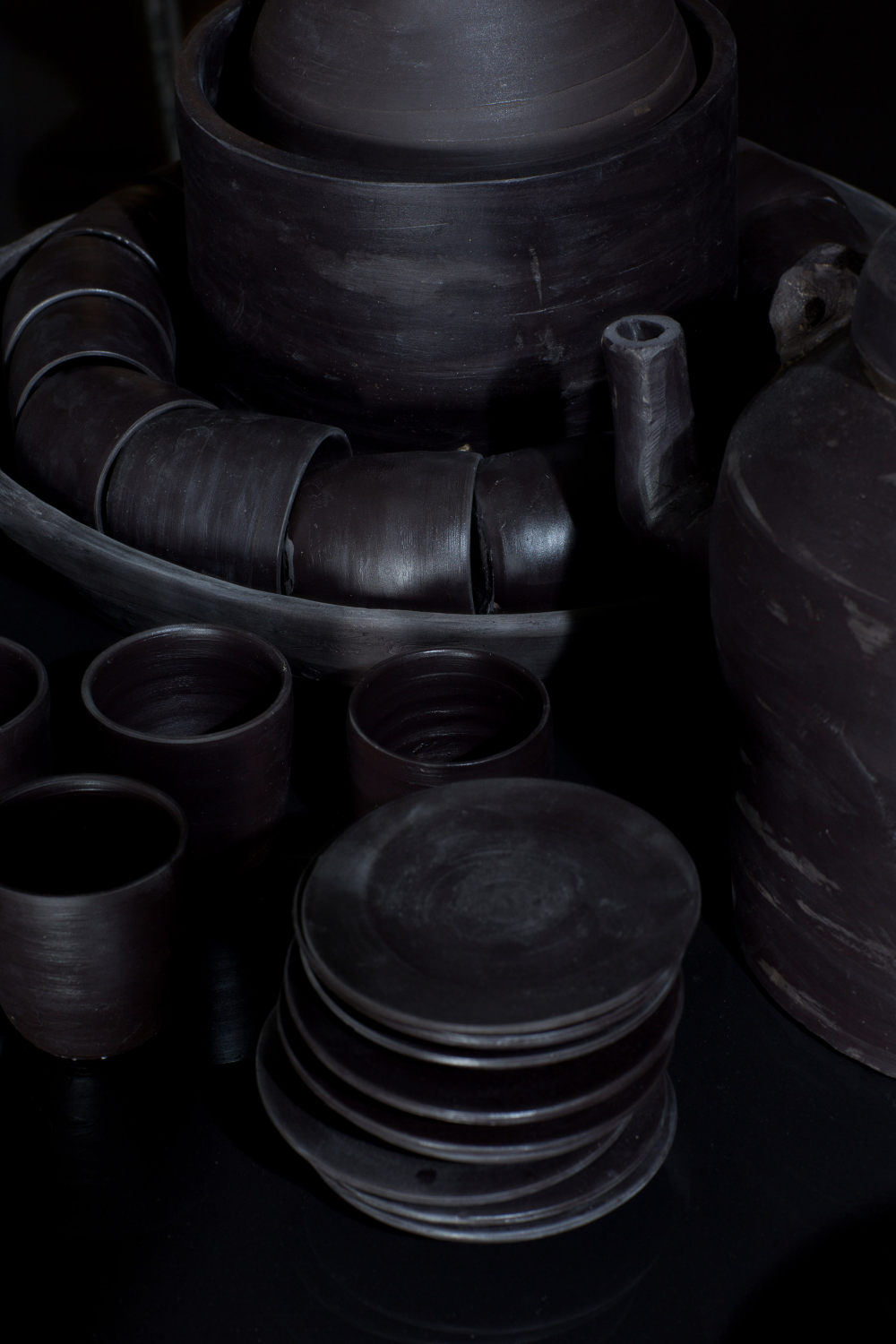 cosentino-dektonclay-installation-xavier-manosa-milan-design-week_rushi_sq.jpg