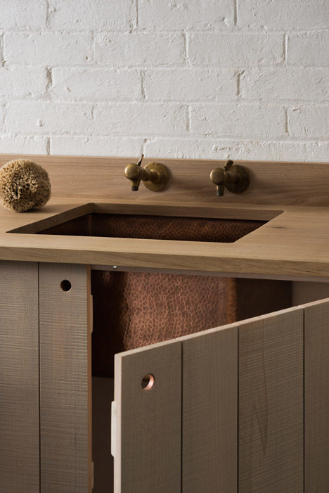 The-Sebastian-Cox_Kitchen_deVOL_rushi_sq_1a.jpg