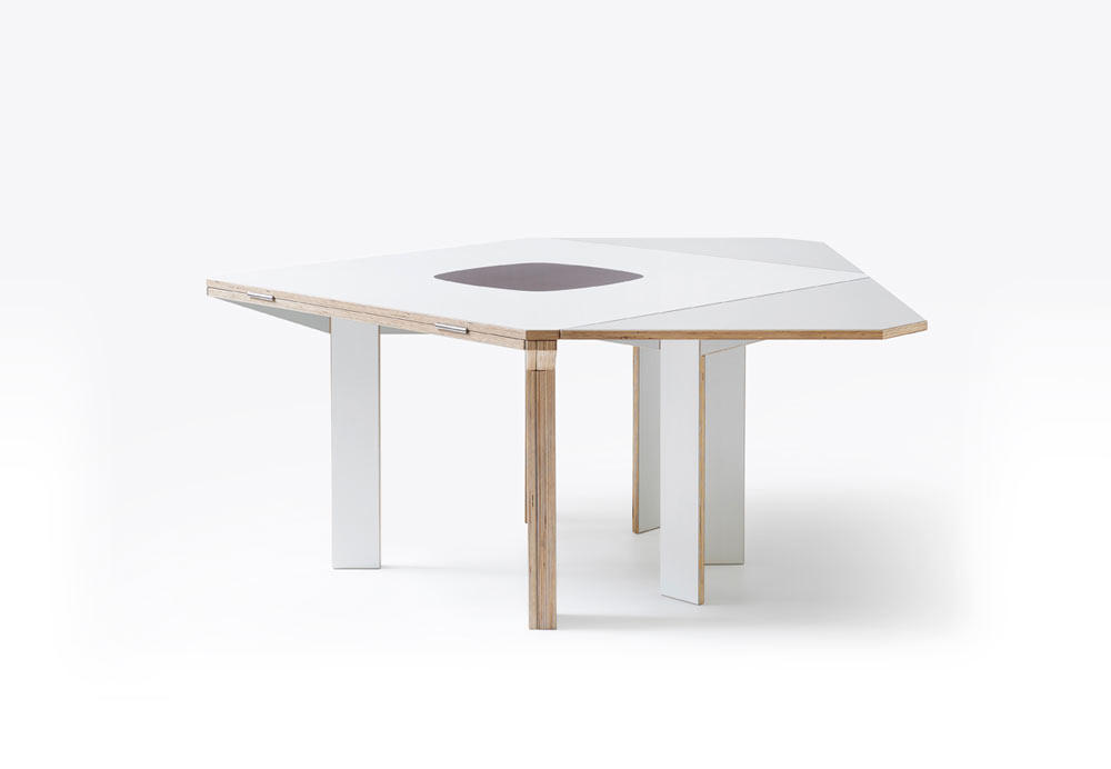 Gironde-Extendible-table-Mediodesign-1.jpg