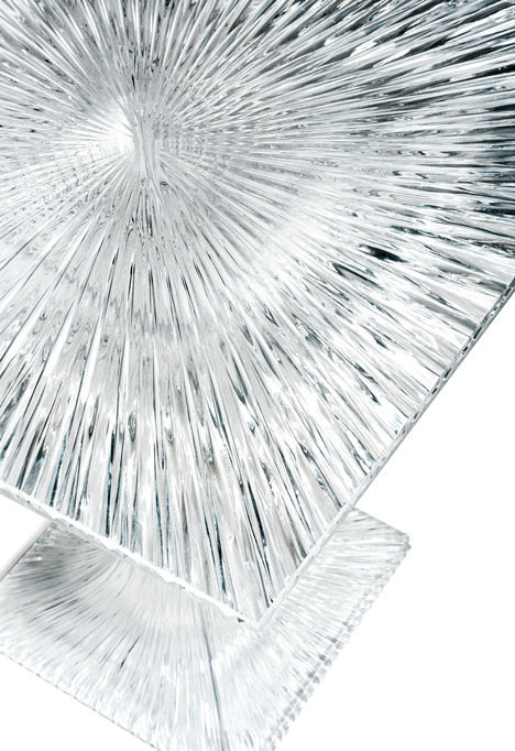 Kartell-Twinkle-by-Tokujin-Yoshioka_rushi_1sq.jpg