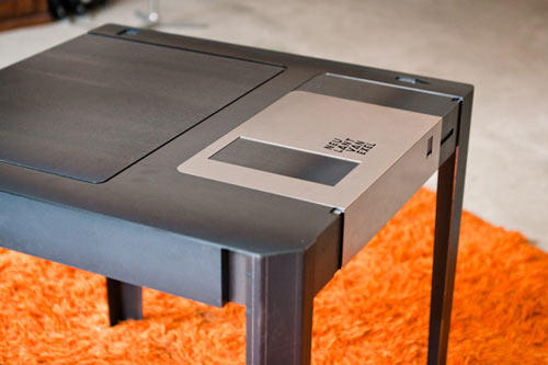 floppy-disk-table-1.jpg