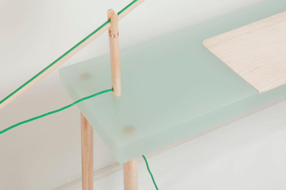 Roel-huisman-resin-tables-1.jpg