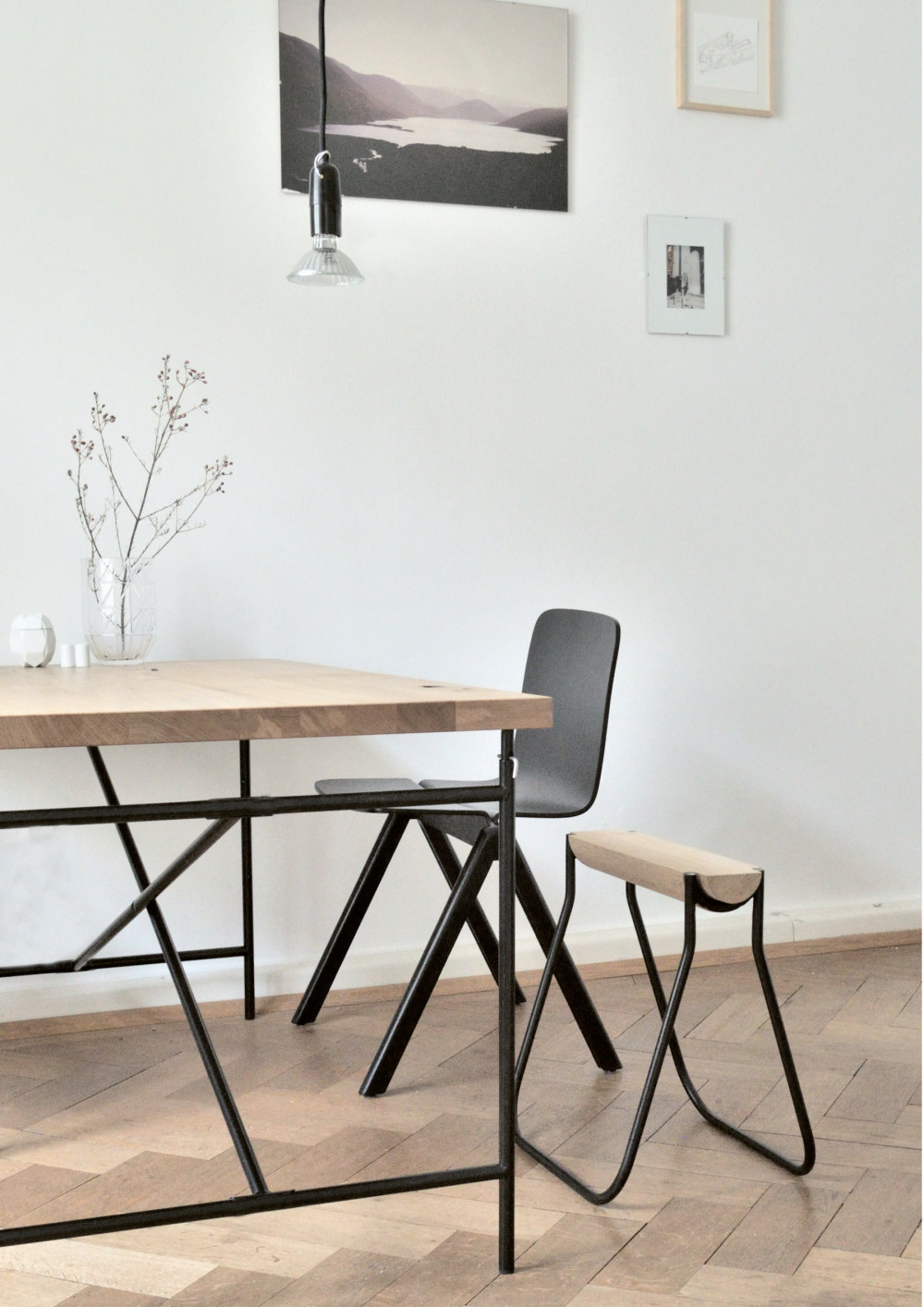 6040_Valet-Stool_Stool.jpg