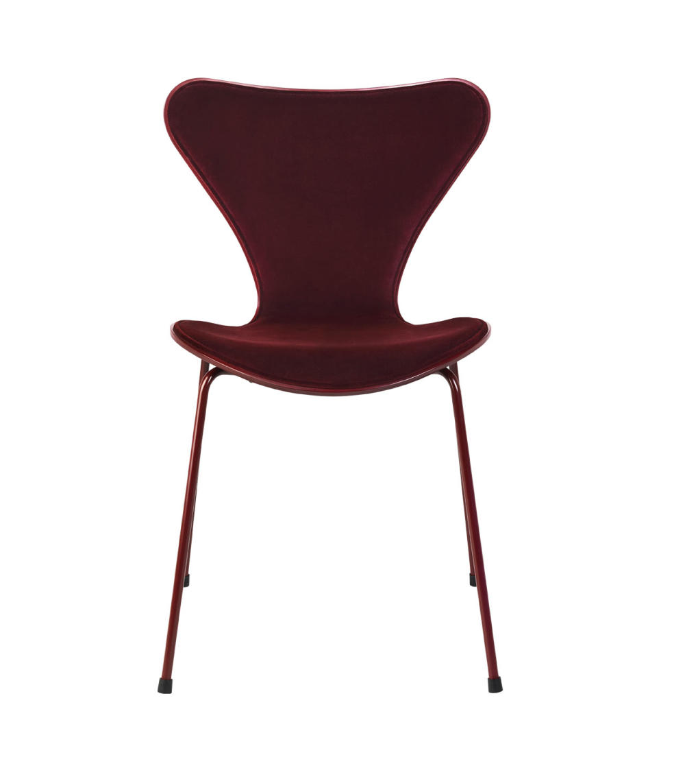 lala-Berlin-Fritz-Hansen-Velvet-Series7-chair-1.jpg