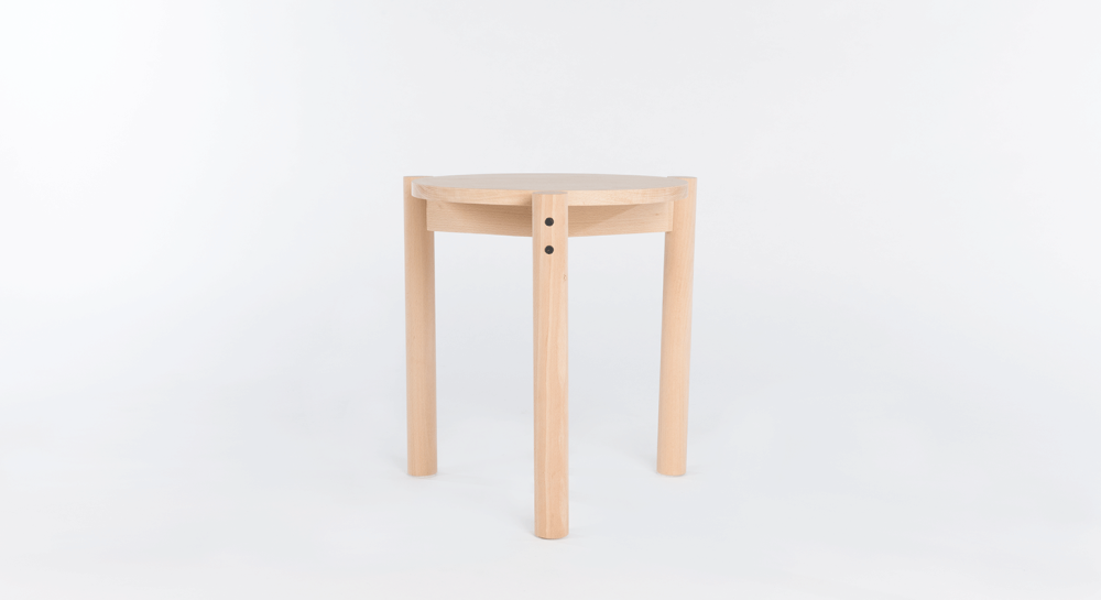 leibal_stackable-stool_sol-state_3.png