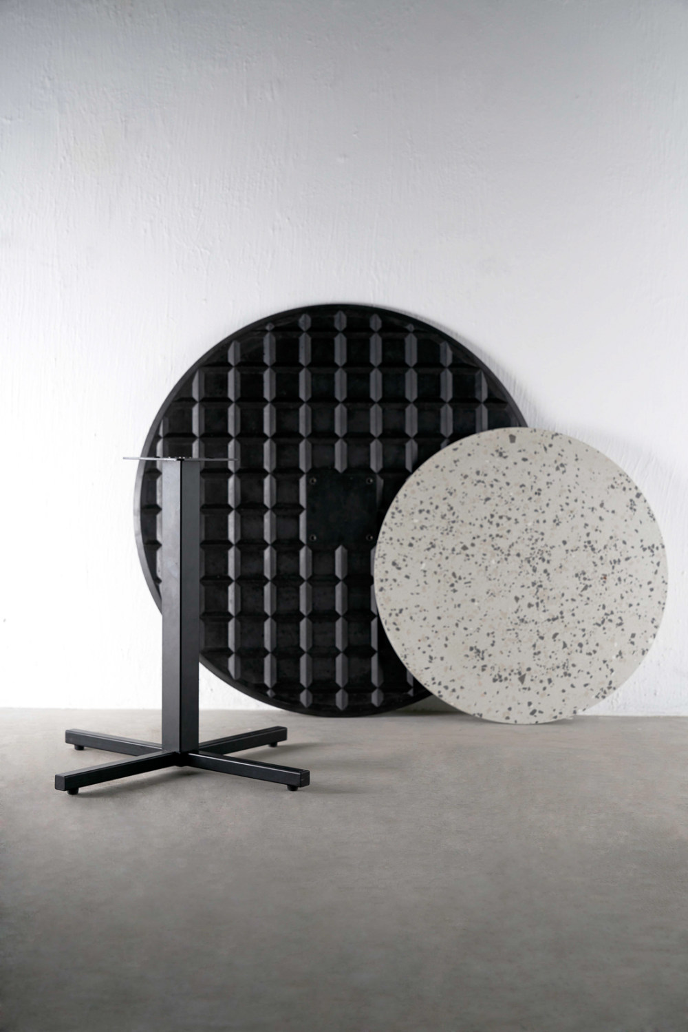 Bentu-CeramicsMade-Gong-Tables-Collection.jpg