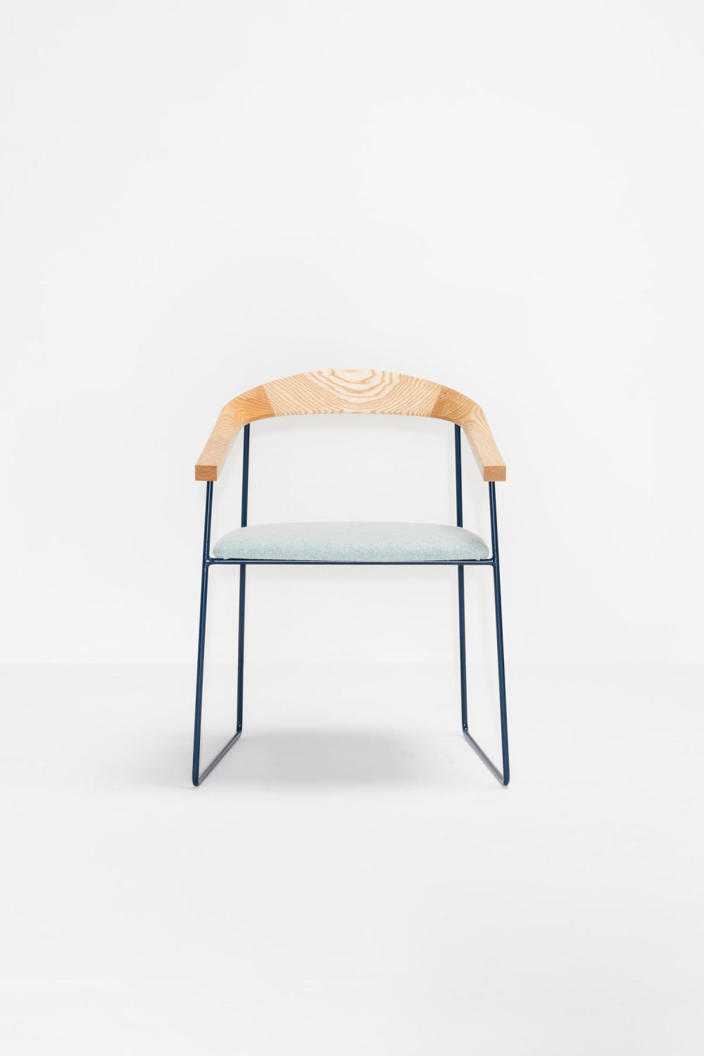 leibal_carve-dining-chair_rhys-cooper_8.jpg