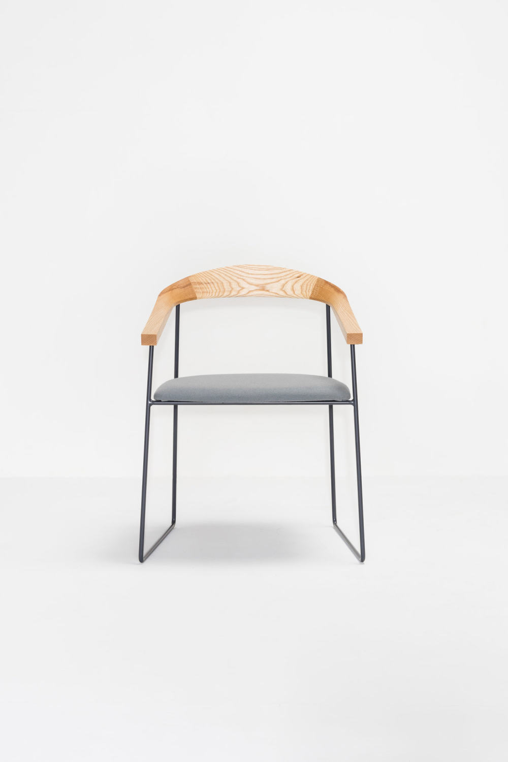 leibal_carve-dining-chair_rhys-cooper_8.jpg