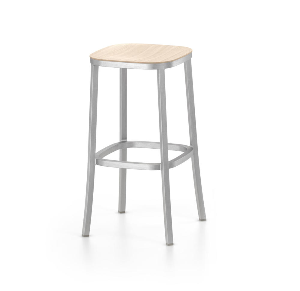 Emeco_1_Inch_Jasper_Morrison_1.jpg