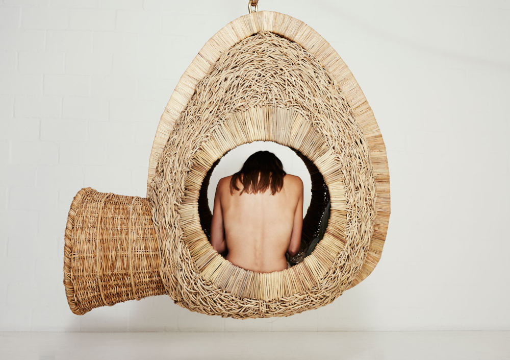 suspended-sofas-cocoons-and-nests-by-porky-hefer-rushi-02.jpg