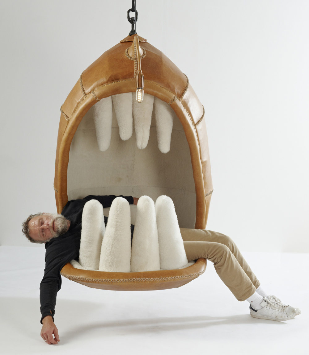 suspended-sofas-cocoons-and-nests-by-porky-hefer-rushi-02.jpg