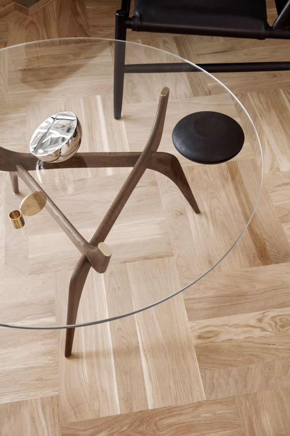 triiio-side-tables-hans-bolling-brdr-kruger-design-furniture_rushi_rushi_hero.jpg