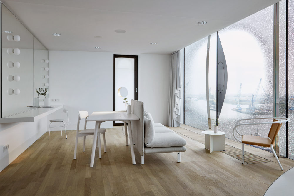 wrs-architekten-stadtplaner-gmbh-studio-besau-marguerre-furnish-elbphilharmonie-design-furniture-_rushi_social.jpg