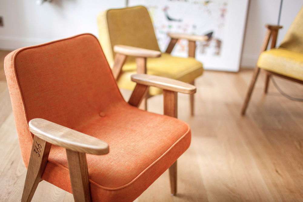 polish-furniture-reissues-366-concept-chair-london-design-festival-2016_rushi_social.jpg
