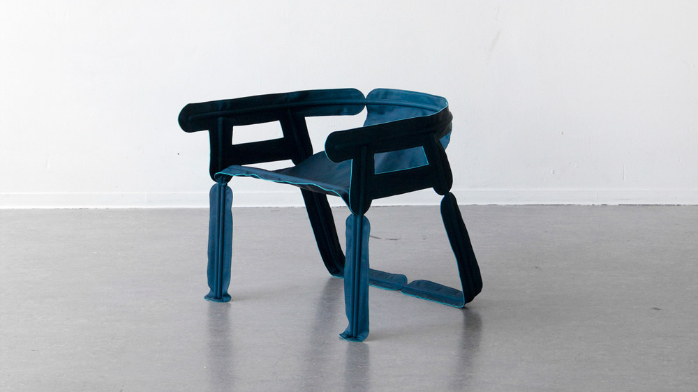 christian-heikoop-glissade-chair-design-furniture_rushi_social.jpg