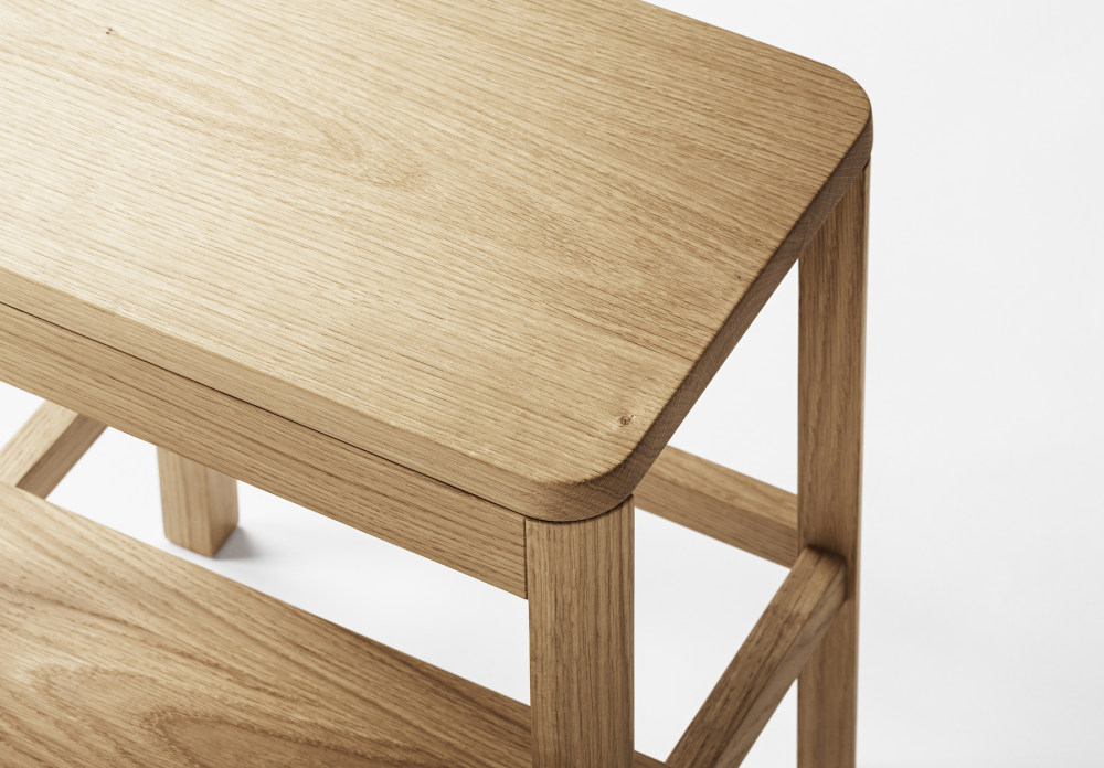 MILLION_IMAGE_ARISE_STOOL_OAK.jpg