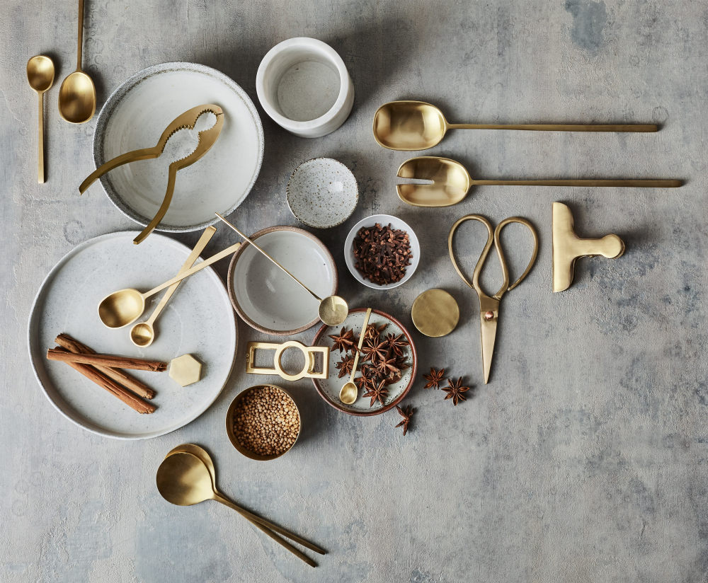 lightly-cinnamon-homeware-collection-stationary-tableware-brass-ceramics-melbourne_rushi_social.jpg