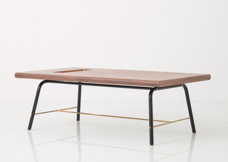 valet-collection-david-rockwell-group-stellar-works-furniture-milan-2016-product-design_rushi_936_0_rushi_sq_1.jpg