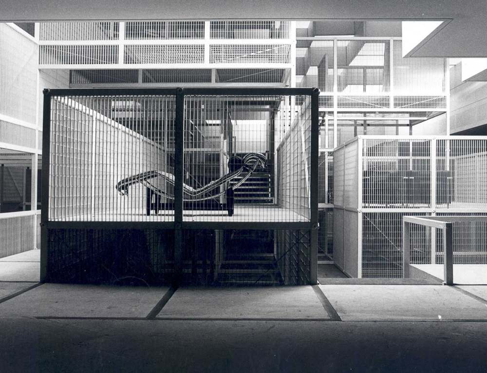 cassina-showroom-milan-1968-by-mario-bellini-rushi-01.jpg