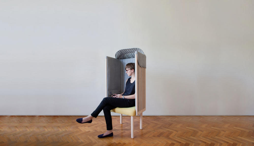 Oflline-chair-Agata-Nowak-1.jpg