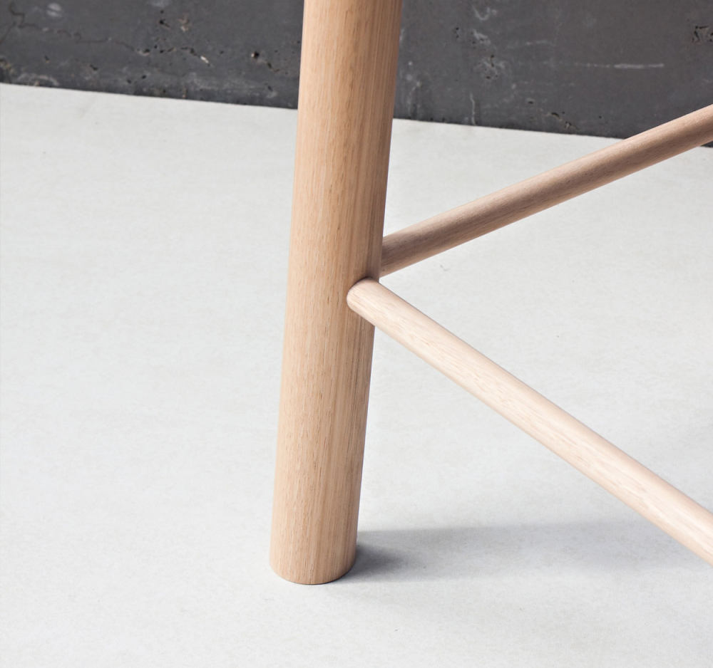 crop-stool-by-rem-furniture-rushi-01.jpg