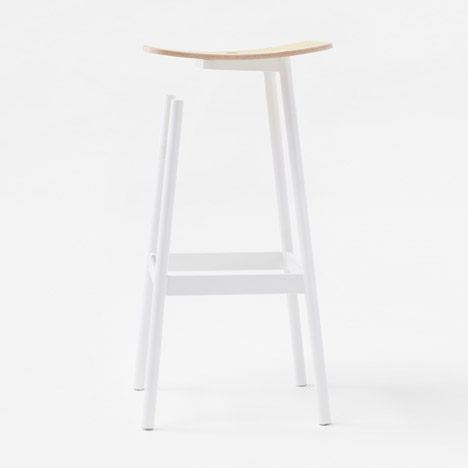 Nendo-float-stool-for-Moroso_rushi_468_0.jpg