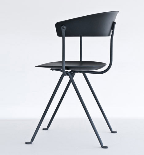 Officina-chair-by-Ronan-and-Erwan-Bouroullec_rushi_sq01.jpg